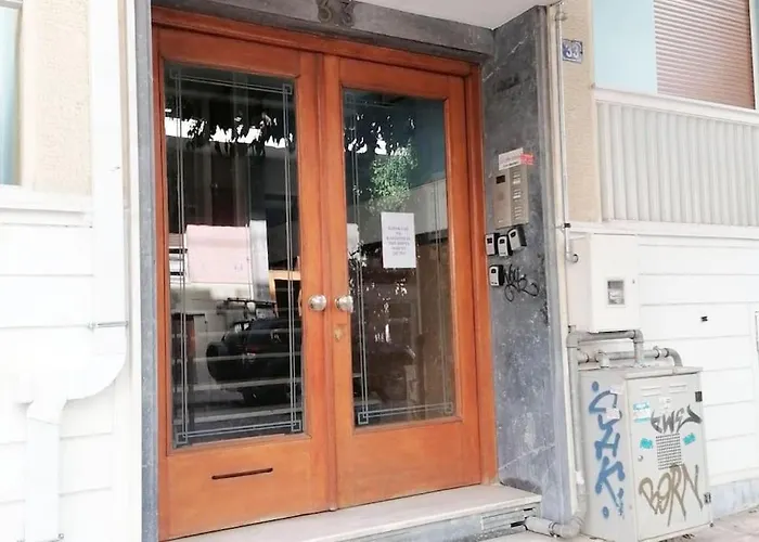 Acropolis Area Flat With Parthenon Views